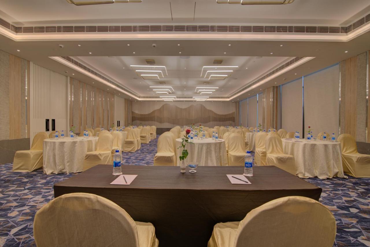 7 Apple Hotel Nashik Exterior foto